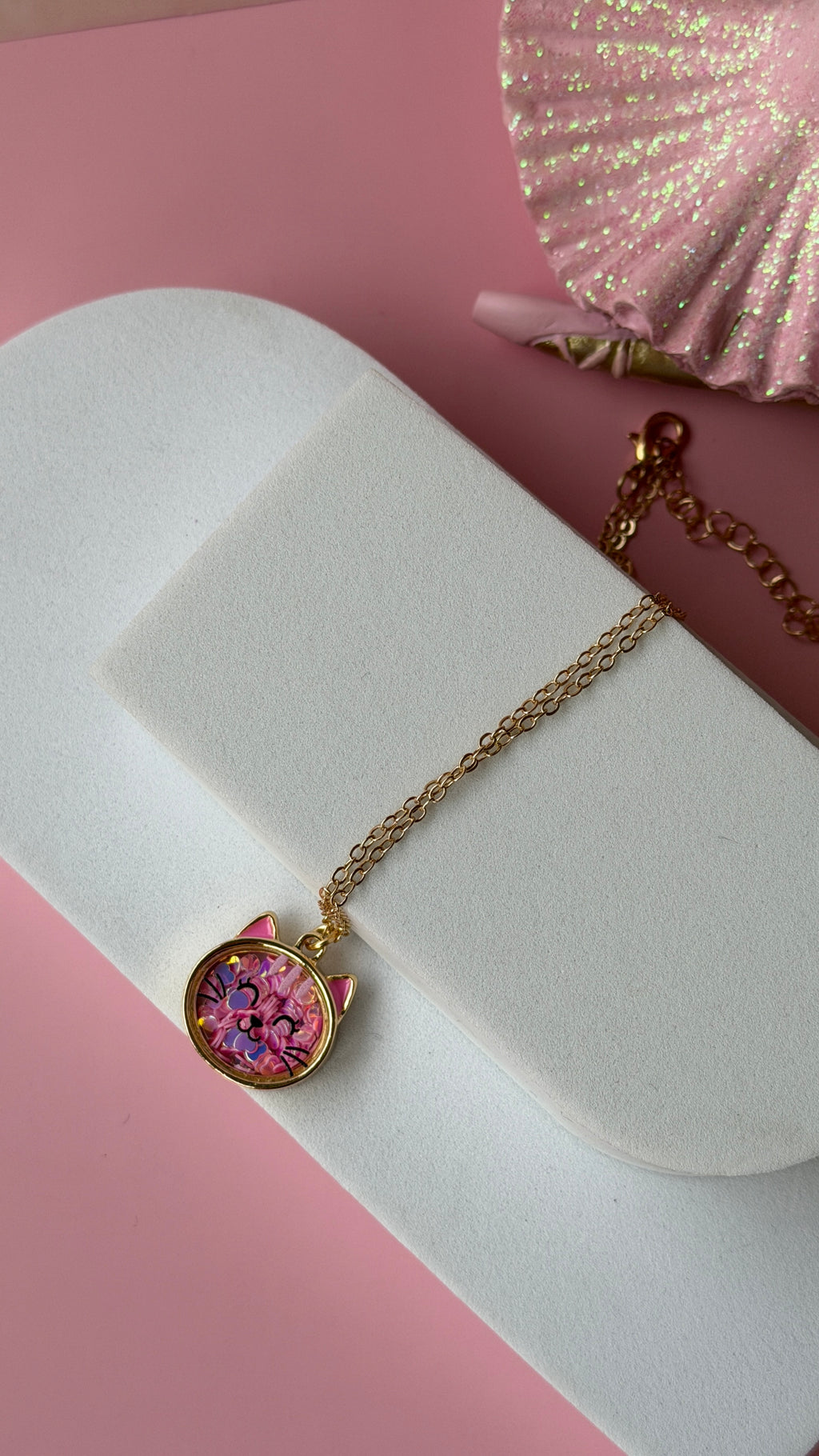 Girls Gold Glitter Cat Pendant Necklace