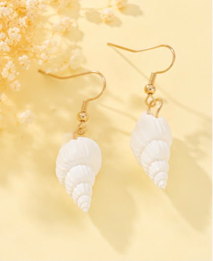 Natural Seashell Drop Earrings – Boho Spiral Shell Dangles