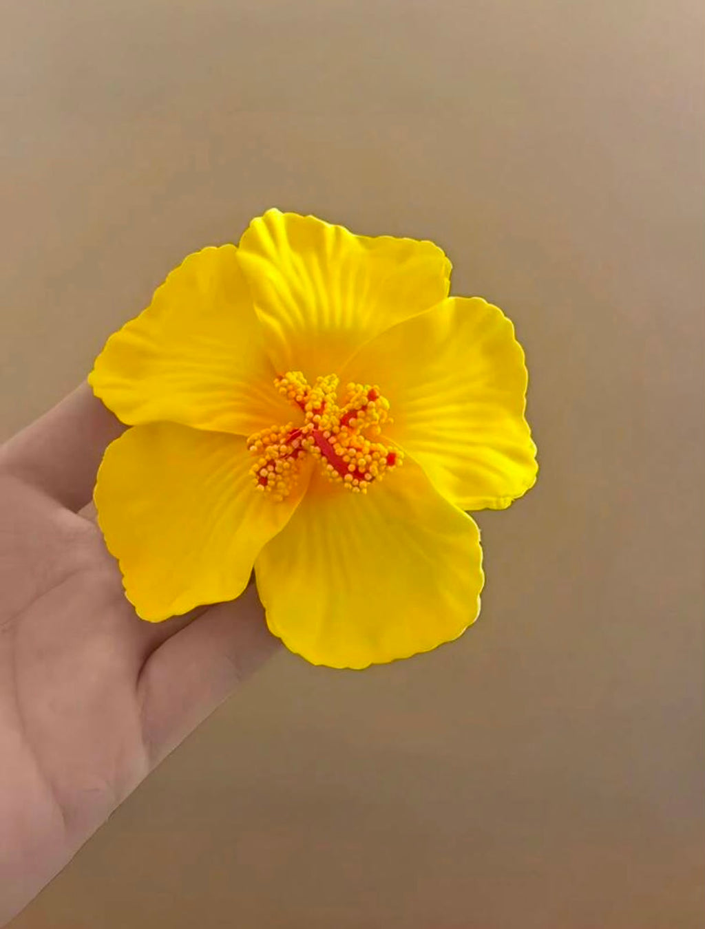 Large Tropical Flower Hair Clip – Hawaiian Floral Hair Claw for Women &Girls