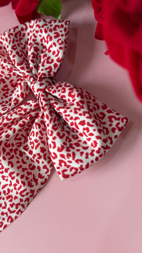 Chic Red Cheetah Print Hair Bow