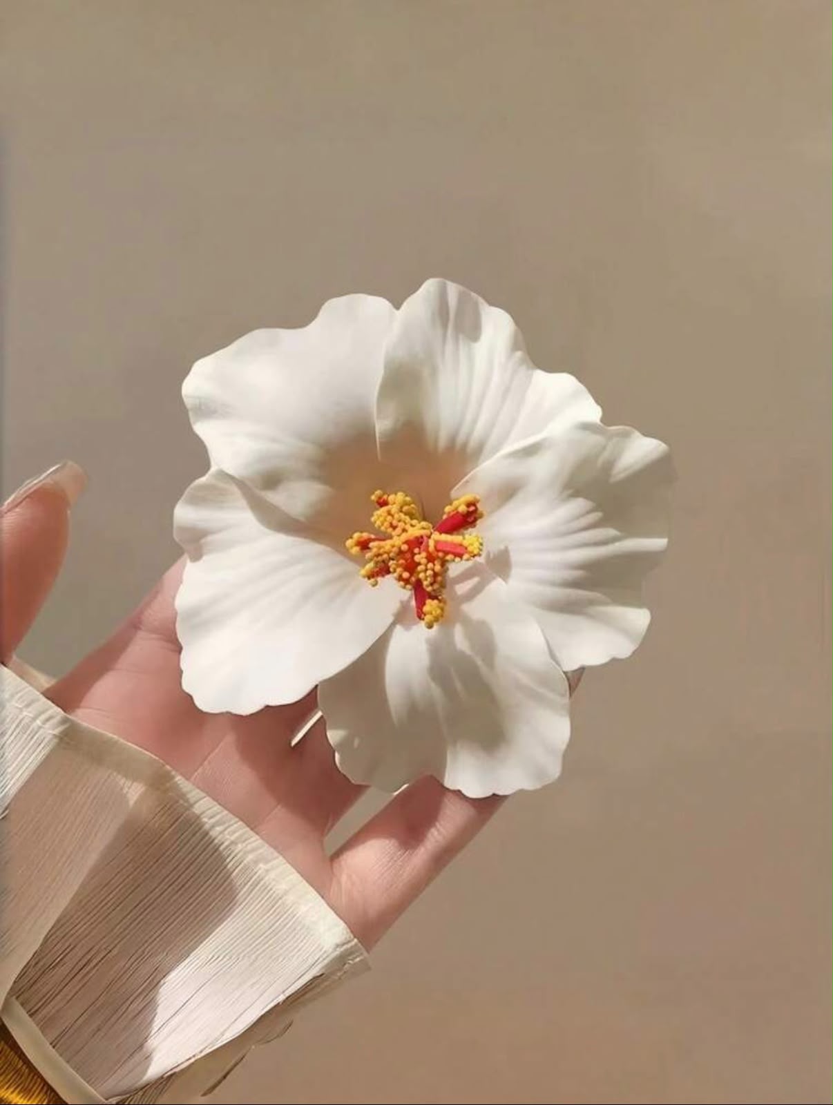 Large Tropical Flower Hair Clip – Hawaiian Floral Hair Claw for Women &Girls