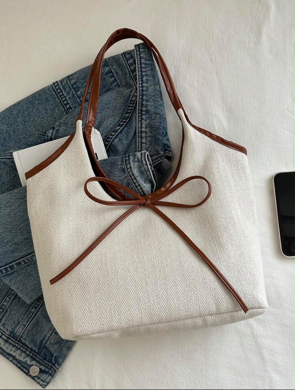 Elegant Bowknot Handbag | Fashionable Shoulder Bag for Women