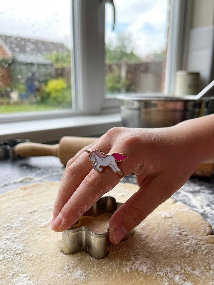 Pink Glitter Unicorn Ring for Girls – Full Body Enamel Unicorn Gold Tone Adjustable Ring | Kids Magical Jewellery Gift