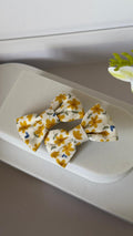 Daisy Bows