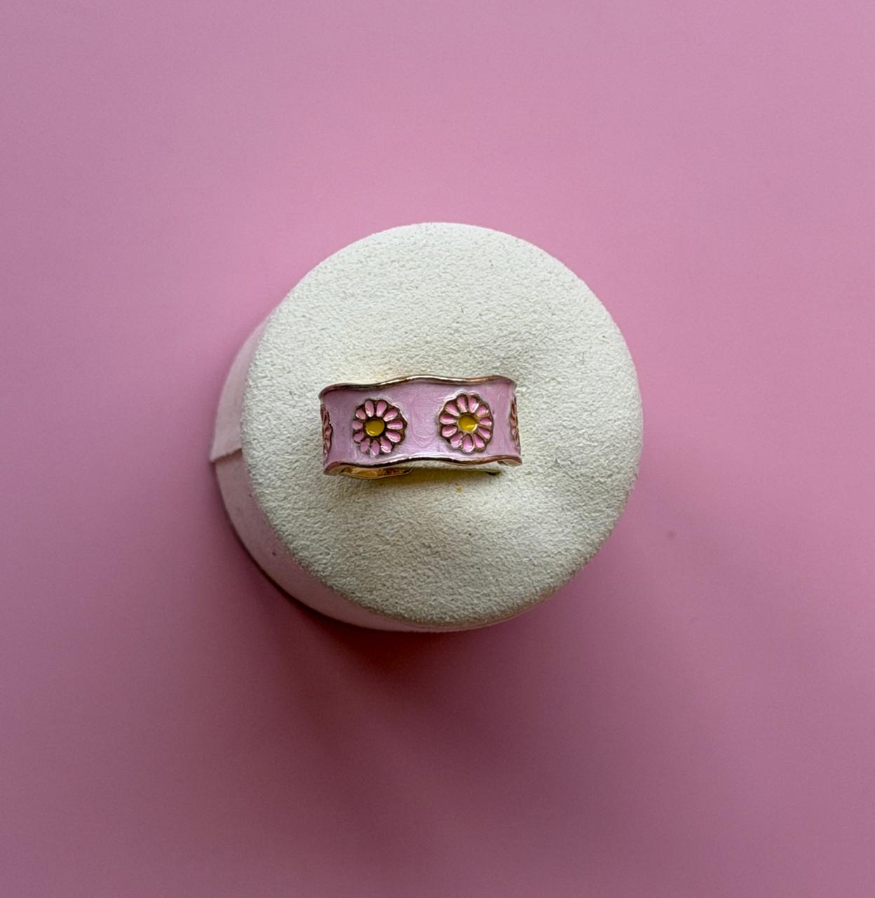 Pink Daisy Enamel Band Ring – Wide Floral Gold Tone Adjustable Ring | Boho Daisy Jewellery for Women & Girls