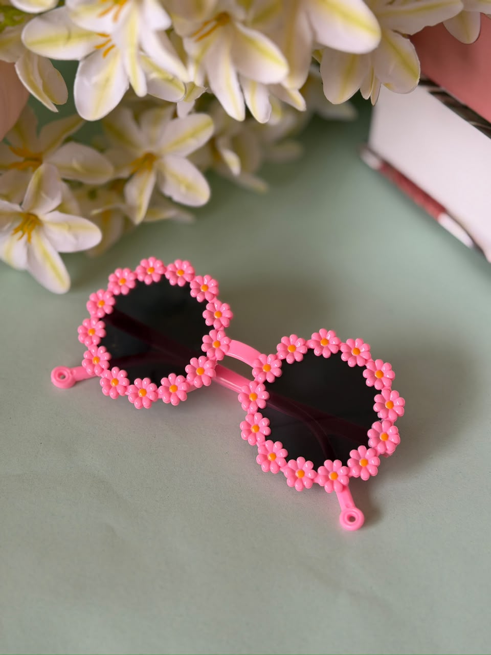 Daisy Flower Sunglasses for Kids – Pink Floral Round Sunnies